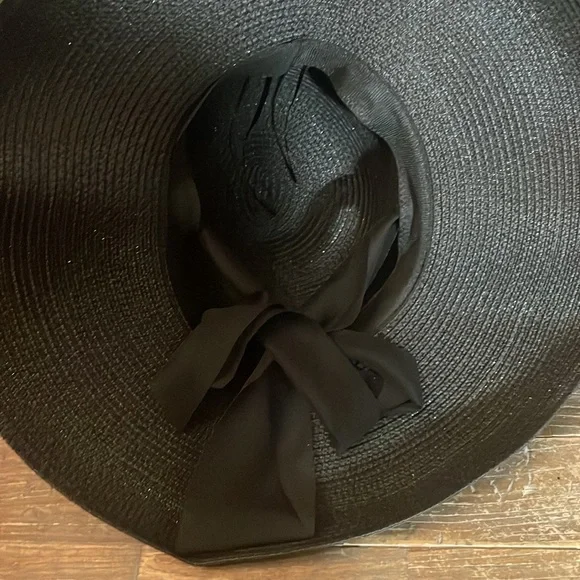 Wide Brimmed Chiffon Strap Straw Hat🖤 - Picture 6 of 7
